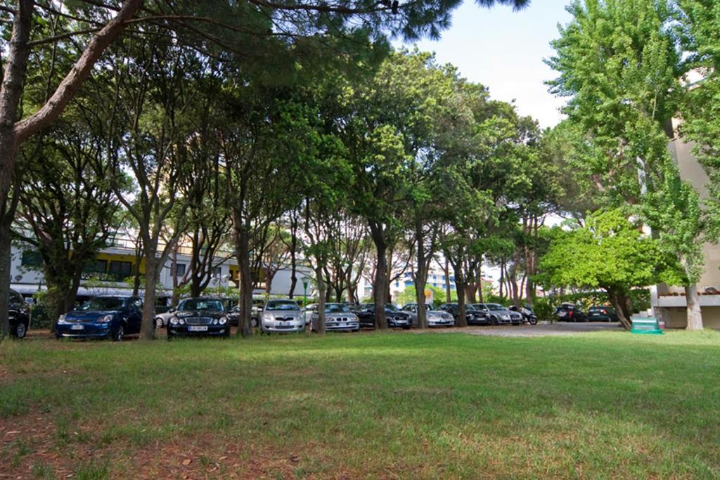 Hotel Janeiro Frontemare Lido di Jesolo Exterior foto